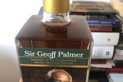 001-Sir-Geoff-Palmer-Whisky-02